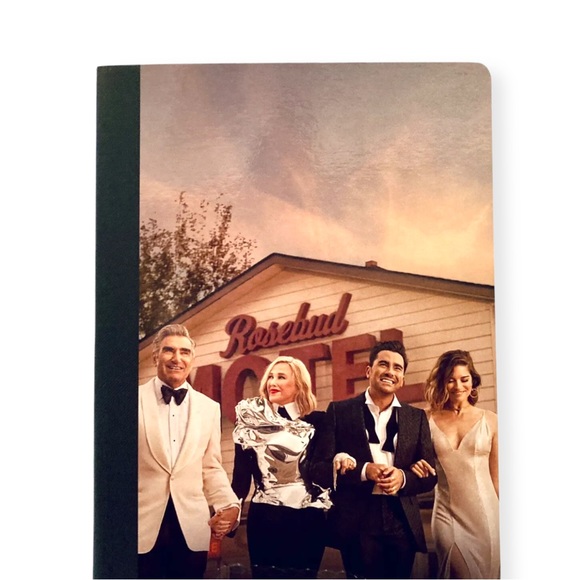 NWT Schitt’s Creek binder collectible set - Picture 5 of 8